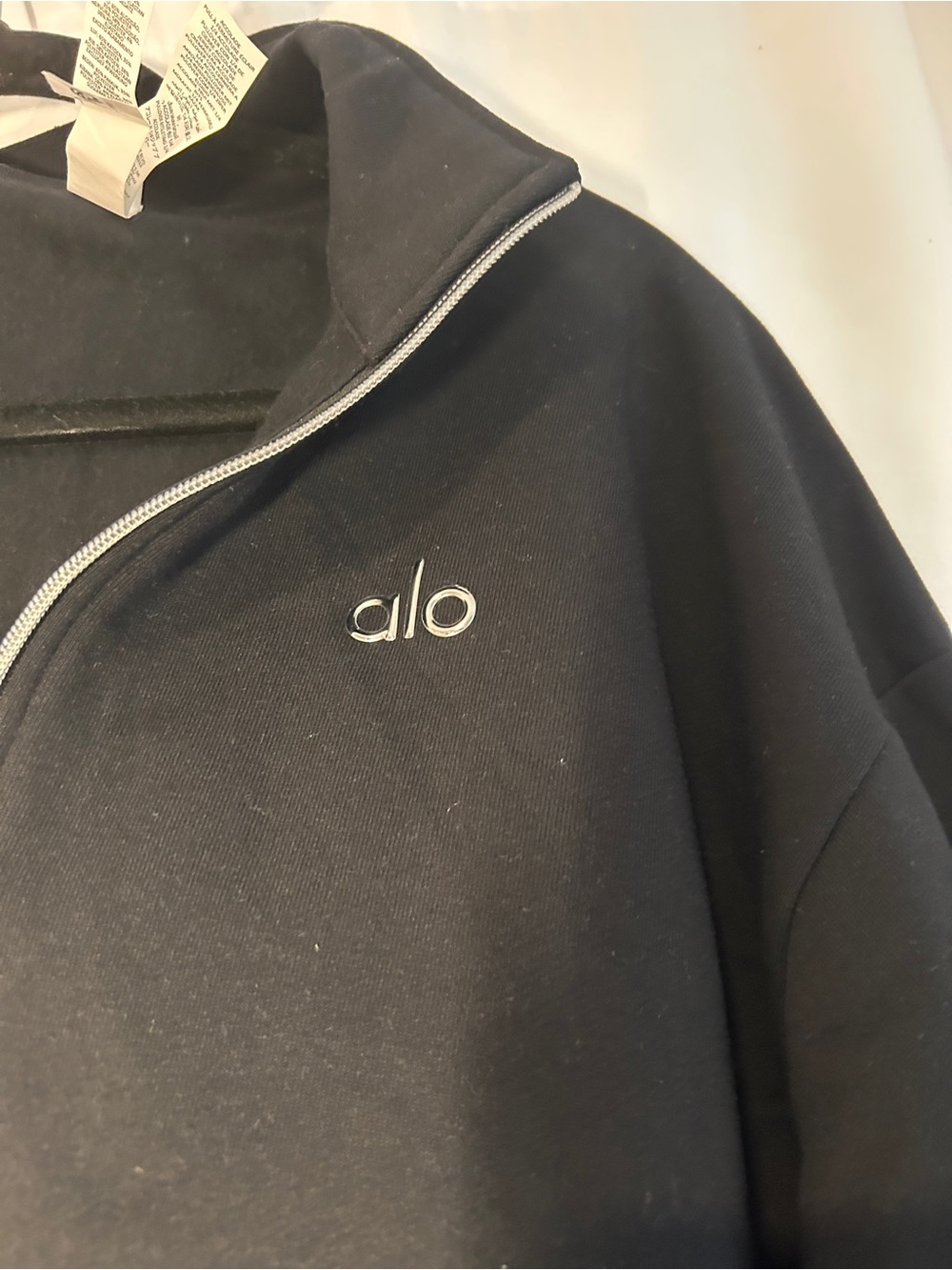 Alo Yoga Black Half Zip Pullover Sweatshirt Oversized Small NWT - Picture 2 of 9